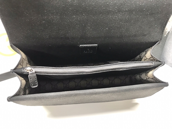 激安グッチバッグコピー着用イメージ